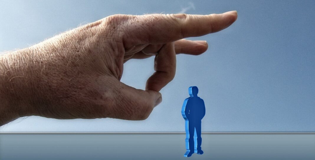 Aufhebungsvertrag erhalten? So kämpfst du zurück, statt kopflos zu kapitulieren Kündigung - Aufhebungsvertrag - betriebsbedingte Kündigung - Was soll ich tun