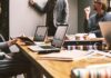 Psychologische Sicherheit im Team: Warum sie der Schlüssel zu Innovation und echter Zusammenarbeit ist Psychologische Sicherheit - Erfolgsfaktoren fürs Team - Verantwortung übernehmen - Verletzlichkeit zeigen - Vertrauen schenken